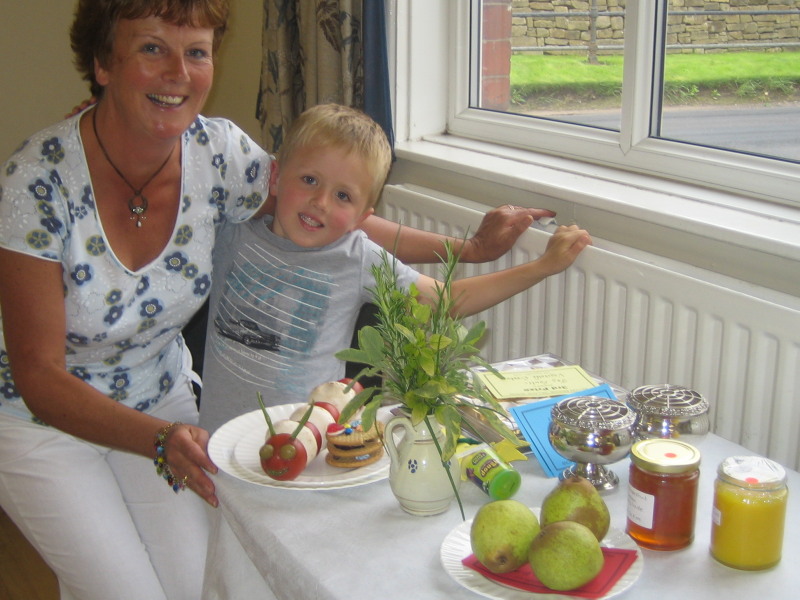 Acton Bridge Show