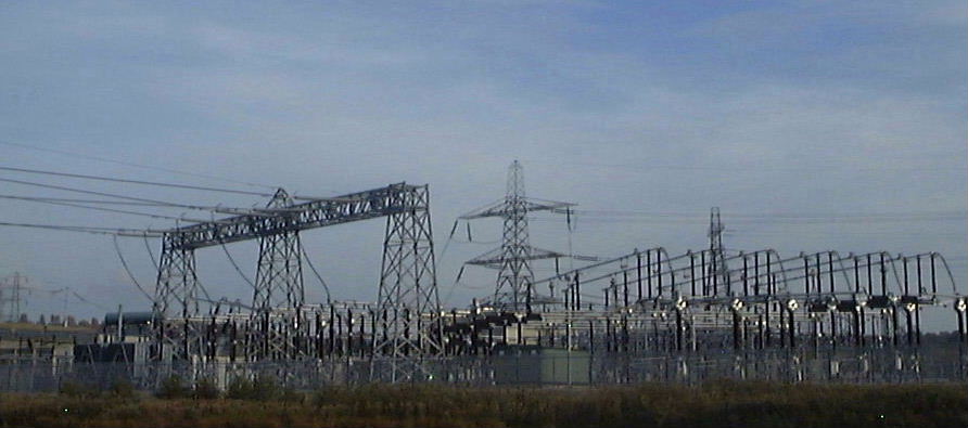 A comparable installation in Runcorn, October 2003